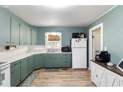6351 Nonpareil Road Sutherlin OR 97479