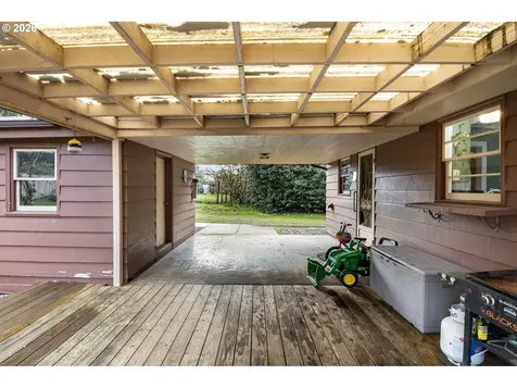 6351 Nonpareil Road Sutherlin OR 97479