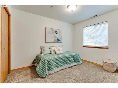 1534 Caprice Way Eugene OR 97404