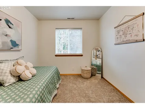 1534 Caprice Way Eugene OR 97404