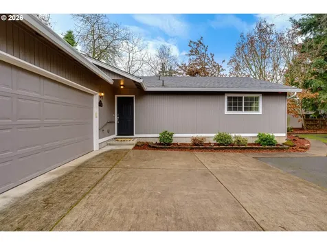 1534 Caprice Way Eugene OR 97404