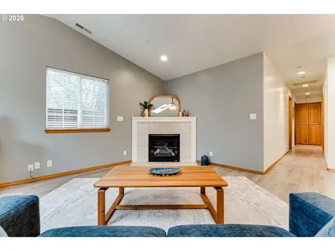 1534 Caprice Way Eugene OR 97404