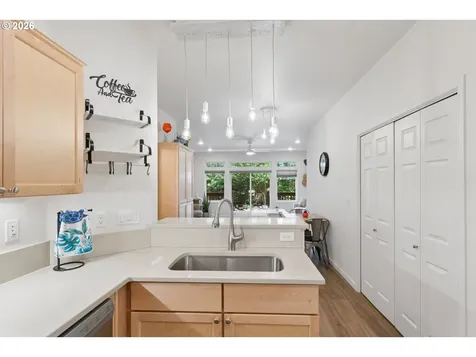 1636 32nd Street Florence OR 97439