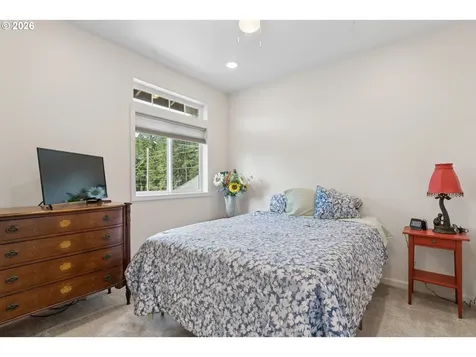 1636 32nd Street Florence OR 97439