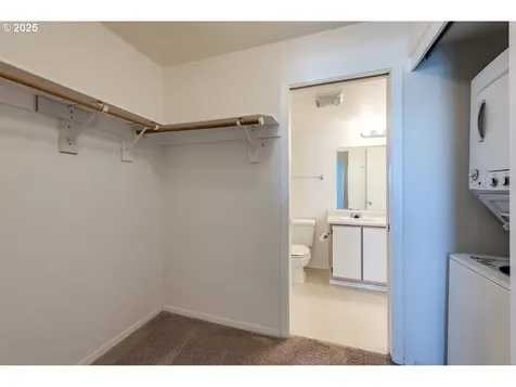 10345 NE Clackamas Street Portland OR 97220