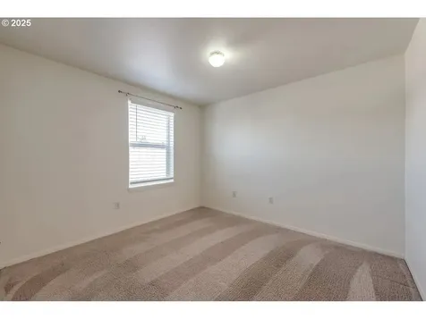 10345 NE Clackamas Street Portland OR 97220