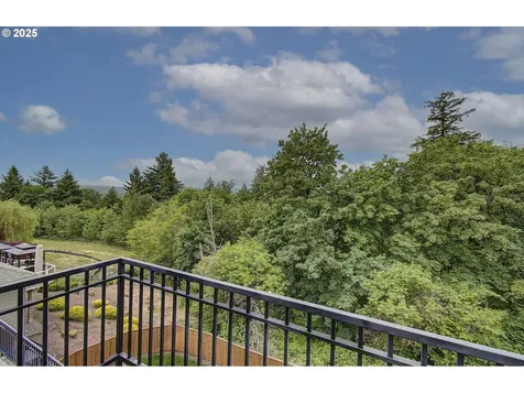 933 NW Grand Ridge Drive Camas WA 98607