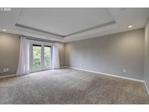 933 NW Grand Ridge Drive Camas WA 98607
