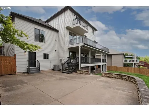 933 NW Grand Ridge Drive Camas WA 98607