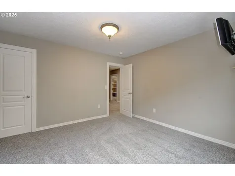 933 NW Grand Ridge Drive Camas WA 98607