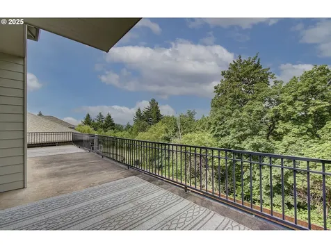 933 NW Grand Ridge Drive Camas WA 98607