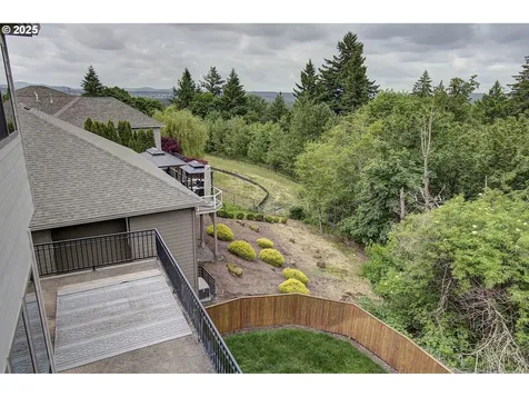 933 NW Grand Ridge Drive Camas WA 98607