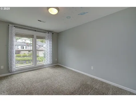 933 NW Grand Ridge Drive Camas WA 98607