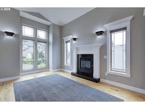 933 NW Grand Ridge Drive Camas WA 98607