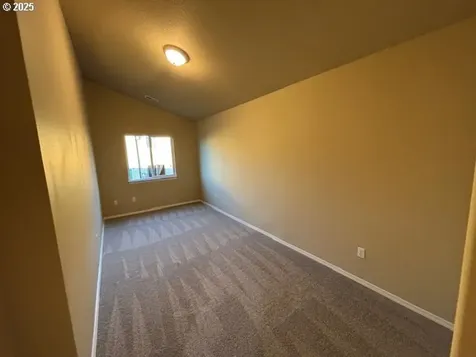 5917 SE 16th Loop Gresham OR 97080