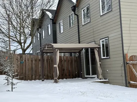 5917 SE 16th Loop Gresham OR 97080