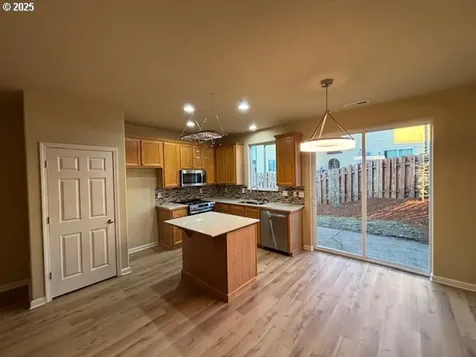 5917 SE 16th Loop Gresham OR 97080