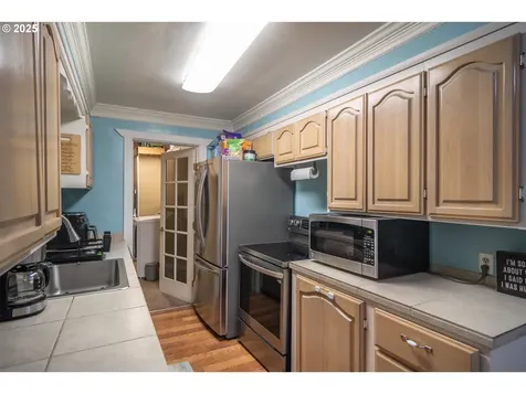 663 NE Knoll Avenue Roseburg OR 97470