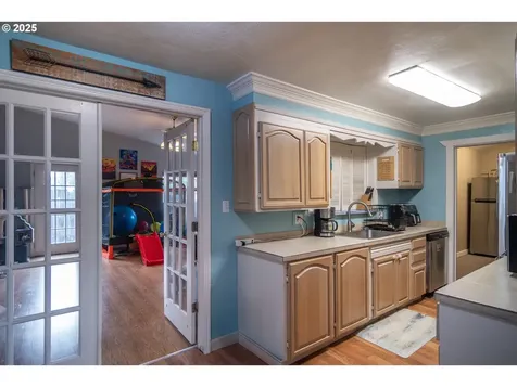 663 NE Knoll Avenue Roseburg OR 97470