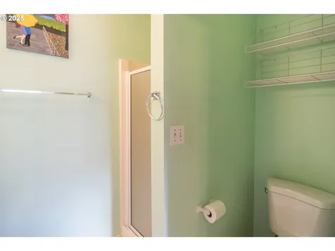 663 NE Knoll Avenue Roseburg OR 97470