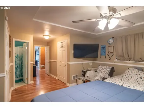 663 NE Knoll Avenue Roseburg OR 97470