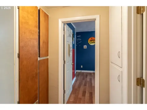 663 NE Knoll Avenue Roseburg OR 97470