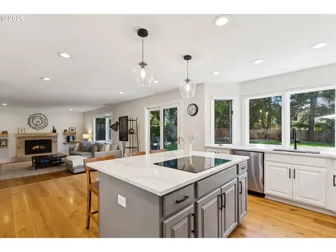 19505 Olson Avenue Lake Oswego OR 97034