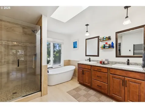 19505 Olson Avenue Lake Oswego OR 97034