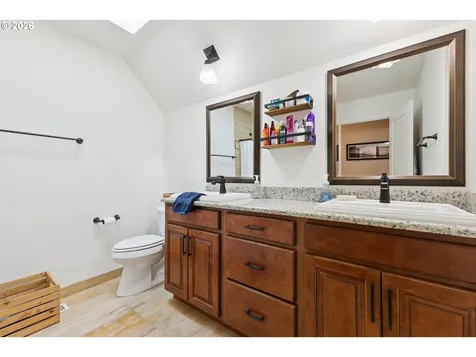 19505 Olson Avenue Lake Oswego OR 97034