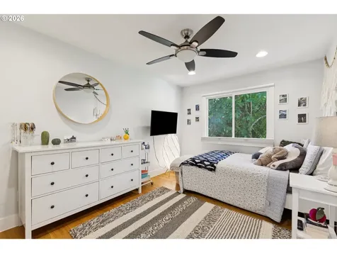 19505 Olson Avenue Lake Oswego OR 97034