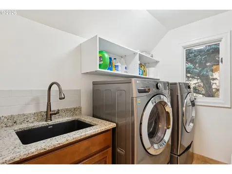 19505 Olson Avenue Lake Oswego OR 97034