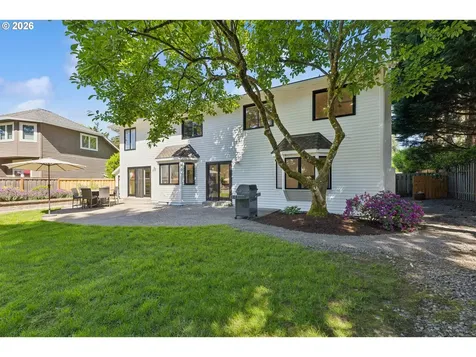 19505 Olson Avenue Lake Oswego OR 97034