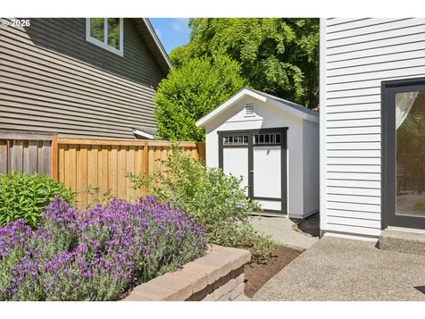 19505 Olson Avenue Lake Oswego OR 97034
