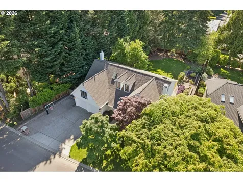 19505 Olson Avenue Lake Oswego OR 97034