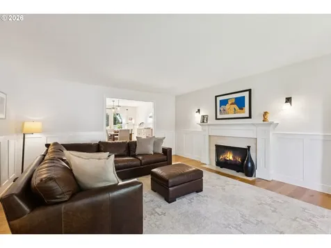 19505 Olson Avenue Lake Oswego OR 97034