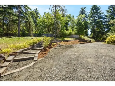 6841 Oak Hill Road Roseburg OR 97471