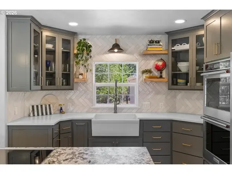 6841 Oak Hill Road Roseburg OR 97471