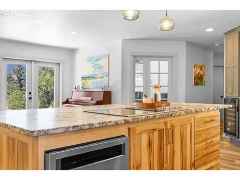 6841 Oak Hill Road Roseburg OR 97471