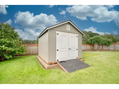165 N Vernonia Road St. Helens OR 97051