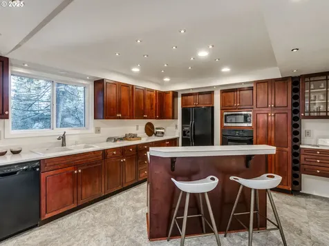 5127 SW Multnomah Boulevard Portland OR 97219