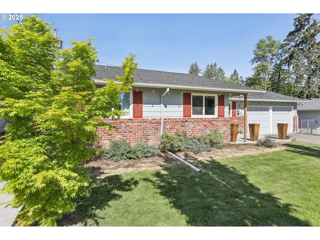 6855 SW Briarcliff Circle Beaverton OR 97008