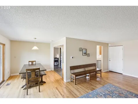 6855 SW Briarcliff Circle Beaverton OR 97008