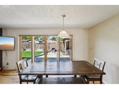 6855 SW Briarcliff Circle Beaverton OR 97008