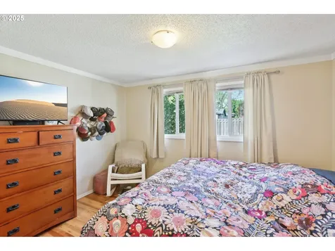 6855 SW Briarcliff Circle Beaverton OR 97008