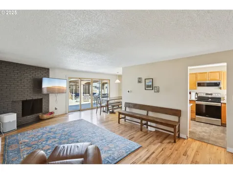 6855 SW Briarcliff Circle Beaverton OR 97008