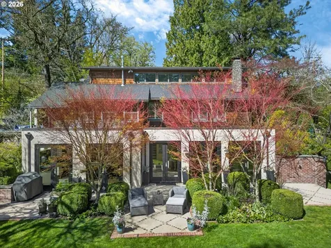 921 SW 57th Avenue Portland OR 97221