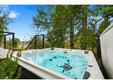 1602 NE 70th Street Vancouver WA 98665