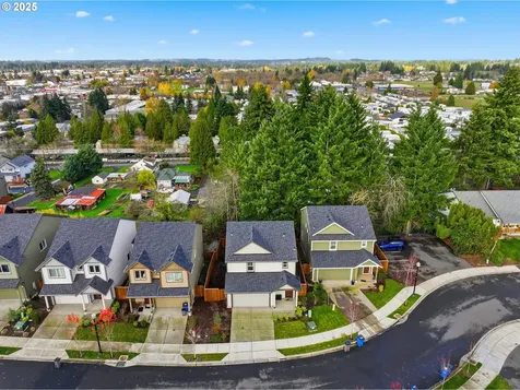 1602 NE 70th Street Vancouver WA 98665