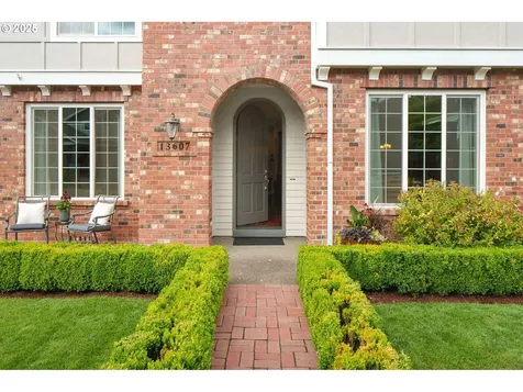 13607 NW Payne Drive Portland OR 97229