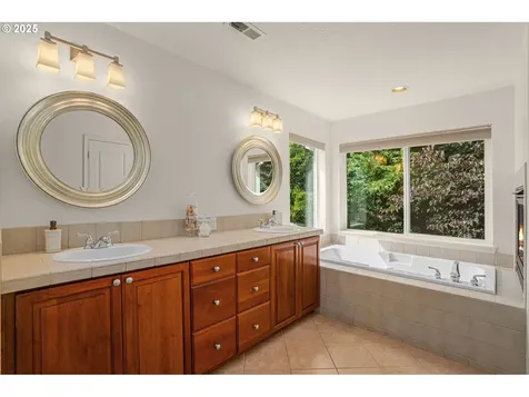 13607 NW Payne Drive Portland OR 97229